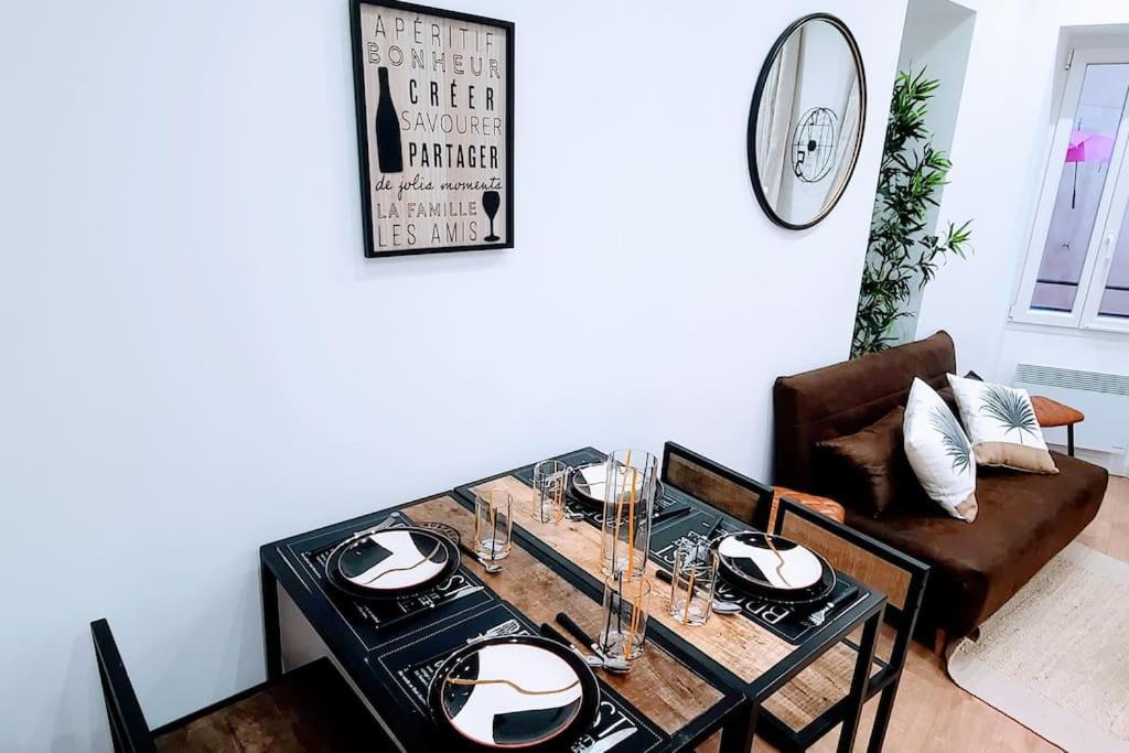 7 Couchages Aux Portes Des Celebres Parfumeries Wifi 그하쓰 외부 사진