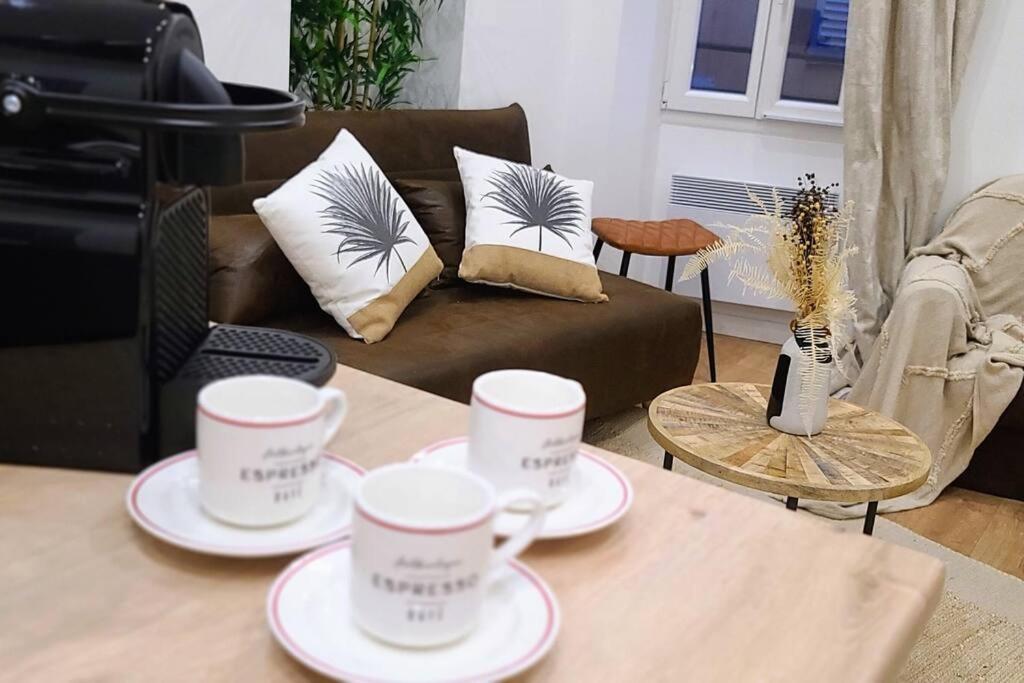 7 Couchages Aux Portes Des Celebres Parfumeries Wifi 그하쓰 외부 사진