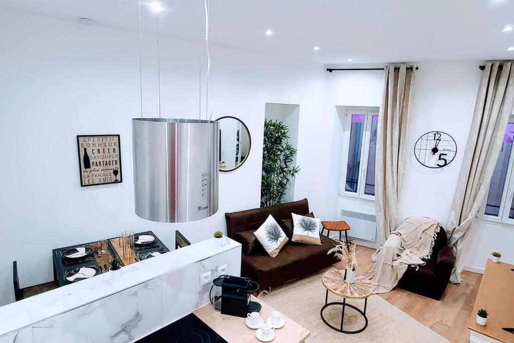 7 Couchages Aux Portes Des Celebres Parfumeries Wifi 그하쓰 외부 사진