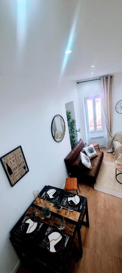 7 Couchages Aux Portes Des Celebres Parfumeries Wifi 그하쓰 외부 사진